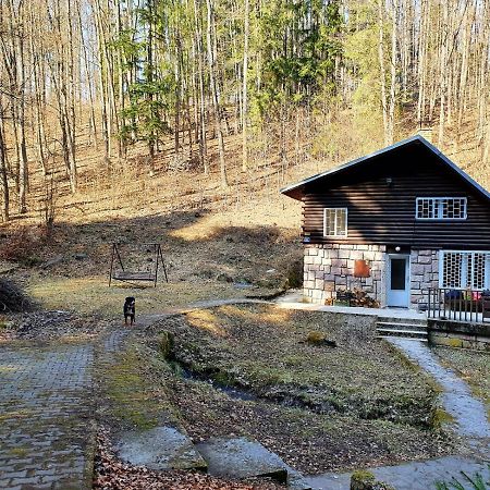 Horska Chata V Srdci Kremnickych Hor Banská Bystrica Exterior foto